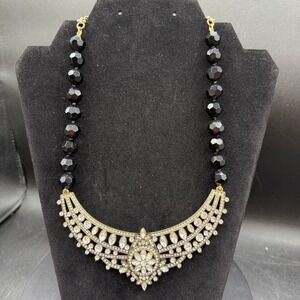 Heidi Daus Paris Salon French Twist Necklace Black White Crystals‎ Statement